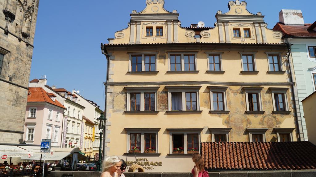 Hotel U 3 Pstrosu Prag Dış mekan fotoğraf